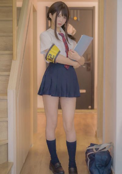 闪婚后夫人每天都在线打脸短剧