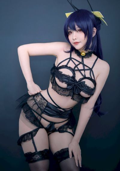 张婧仪
