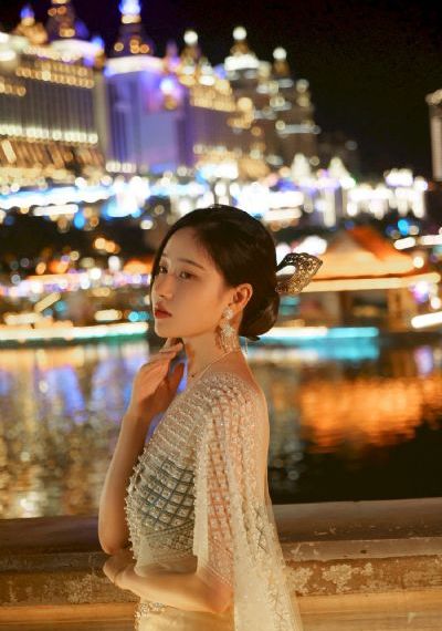 西厢艳谈在线hd免费播放